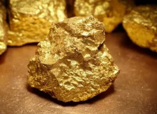 Gold holds steady ahead of Fed decision