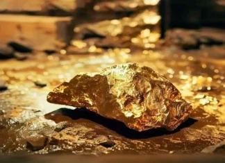 Gold prices remain stable globally amid anticipation of the interest rate decision. Gold prices remain stable globally amid anticipation of the interest rate decision.