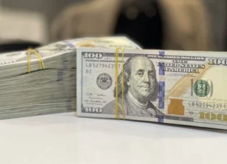 The dollar is declining in Baghdad and Erbil. The dollar is declining in Baghdad and Erbil.
