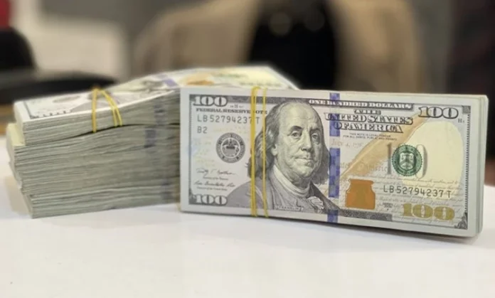 The dollar is declining in Baghdad and Erbil. The dollar is declining in Baghdad and Erbil.