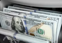 Al-Fariji: Raising the value of the dollar against the dinar does not represent financial reform.