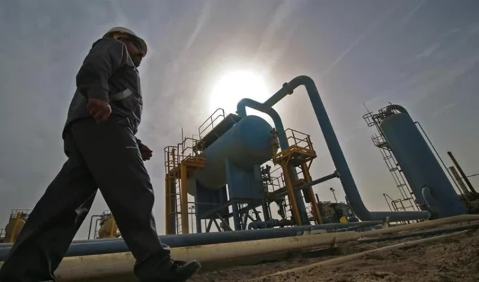 Basra crude oil prices declined despite rising global oil prices.