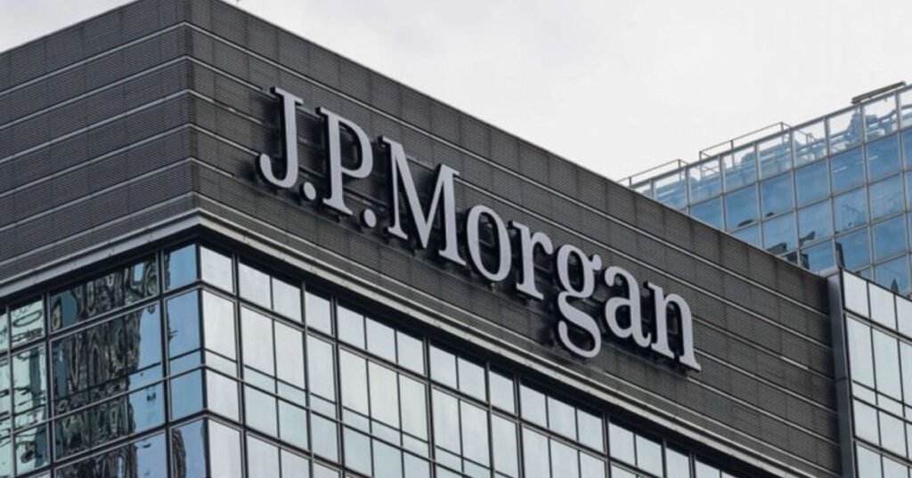 JPMorgan forecasts Bitcoin to outperform stocks, gold