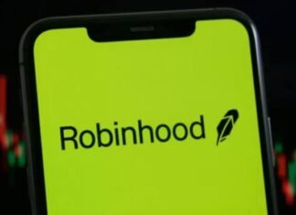 Robinhood Chain transactions drop 42%: What’s next?