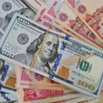 The dollar is declining in local markets as morning trading begins.