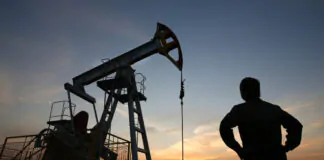 The Iraqi Parliament calls for confronting US sanctions and selling oil for anything other than the dollar The Iraqi Parliament calls for confronting US sanctions and selling oil for anything other than the dollar