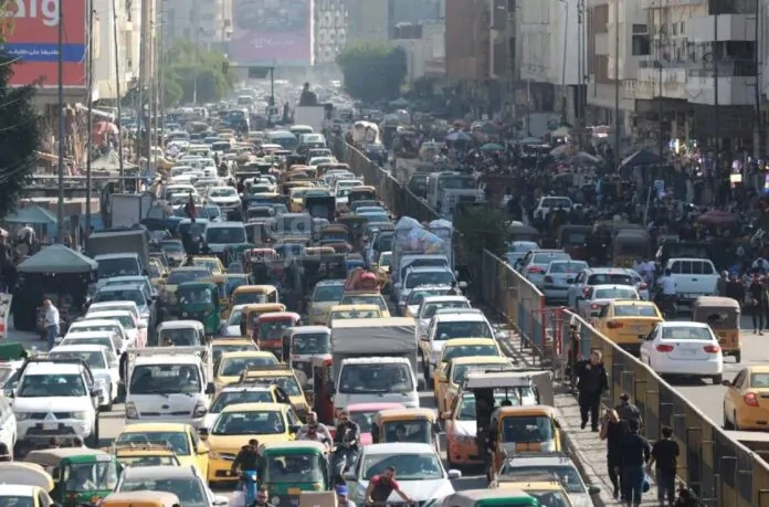 The oil contribution to the Iraqi budget declined to 93%, and an expert considers it a “high” percentage.