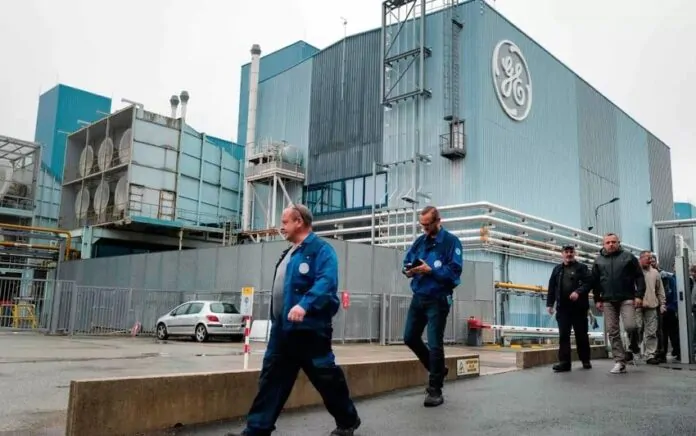 Iraq concludes contract with General Electric to modernize power plants Iraq concludes contract with General Electric to modernize power plants