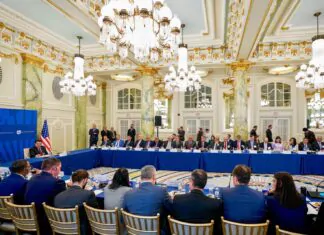 Iraq signs MoUs with U.S. companies in electricity, oil, and pharmaceuticals