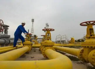 Iraqi, US firms sign agreements to develop Bin Omar gas field Iraqi, US firms sign agreements to develop Bin Omar gas field