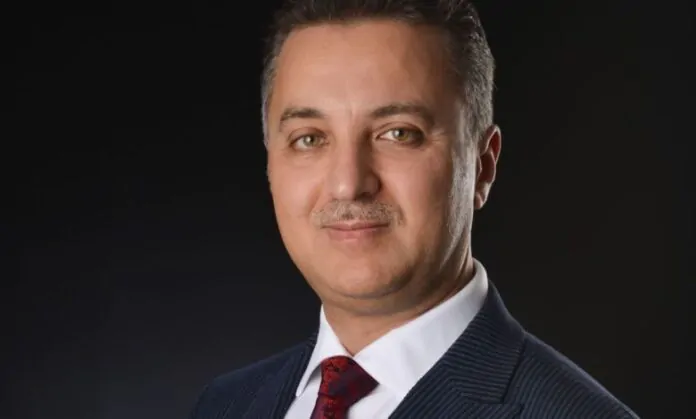 For 3 reasons.. Changing the relationship is “not enough” to improve the performance of the Central Bank