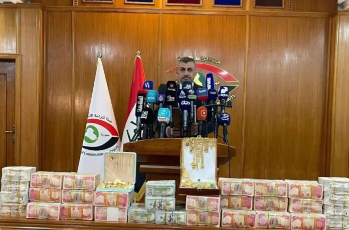 Kuwait arrests two Iraqis embezzled $124 million