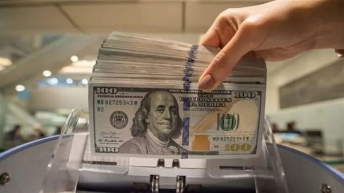 Foreign banks dive into the currency auction and Iraqi banks’ eyes are “white”.. What’s the secret Foreign banks dive into the currency auction and Iraqi banks’ eyes are “white”.. What’s the secret?