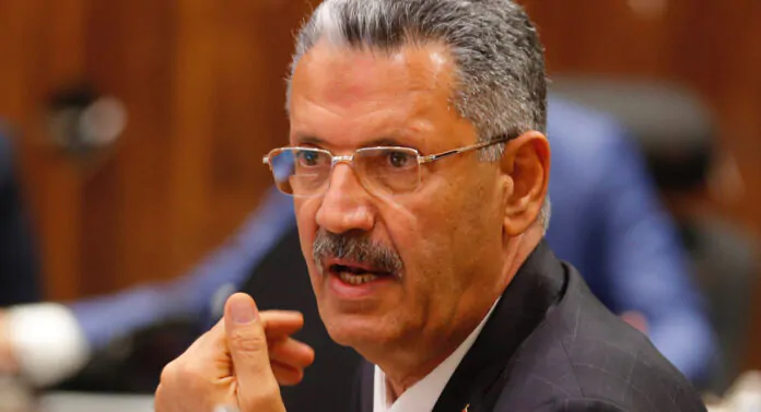 Iraqi Oil Minister Undergoes Emergency Surgery in US Iraqi Oil Minister Undergoes Emergency Surgery in US