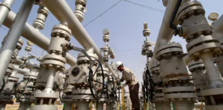 Oil steadies amid possible Middle East ceasefire