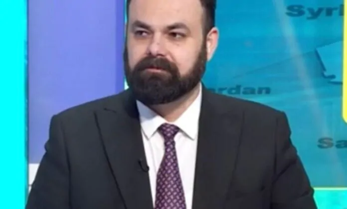 Salary deduction is a dictatorial and military decision, using the term “implement and discuss.” Salary deduction is a “dictatorial and military” decision, using the term “implement and discuss.”
