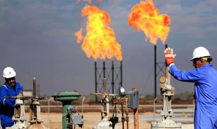 Iraqi economist warns of potential devaluation of the dinar amid global oil price challenges Iraqi economist warns of potential devaluation of the dinar amid global oil price challenges