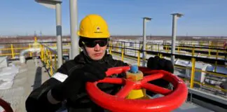 Oil prices fall amid expectations of increased supplies from Iraq and Russia