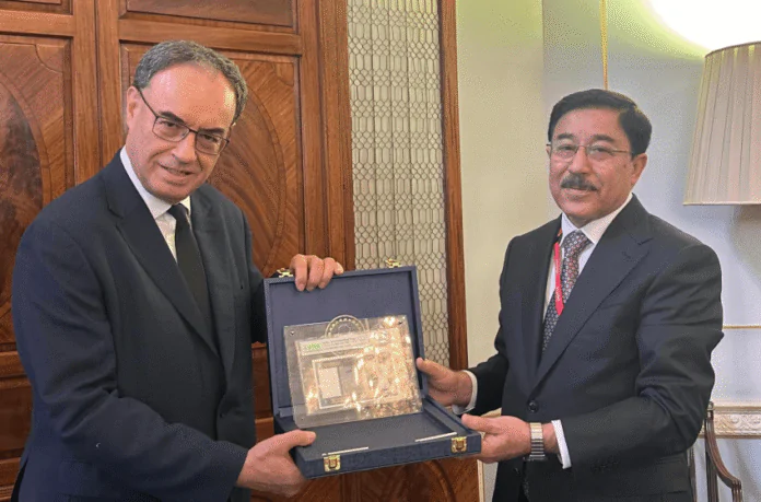 Iraq’s Central Bank Governor meets Bank of England Chief in London Iraq’s Central Bank Governor meets Bank of England Chief in London