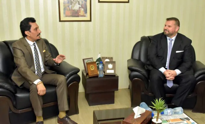 Kanawi discusses with the Central Bank Governor enhancing banking services and supporting development projects. Kanawi discusses with the Central Bank Governor enhancing banking services and supporting development projects.