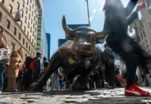 Asia markets advance as odds for another Fed rate cut grow