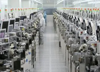 Memory chip crunch set to drive up smartphone prices