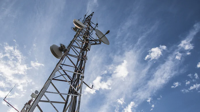 The US agrees to sell an advanced communications system to Iraq. (1) The US agrees to sell an advanced communications system to Iraq.