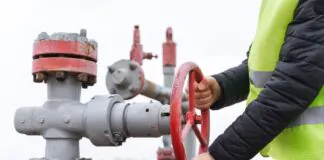 Local anger rises in Al-Anbar over Akkas gas field hiring dispute