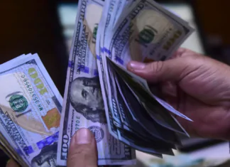 Dollar opens lower in Baghdad, higher in Kurdistan markets Dollar opens lower in Baghdad, higher in Kurdistan markets