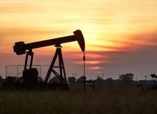 Oil prices rebounds following massive US stockpile drop