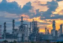 Oil futures sustain rally under pressure from Middle East tensions