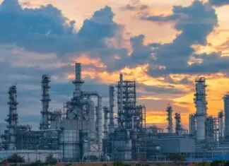 Oil futures sustain rally under pressure from Middle East tensions