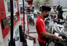 Bangladesh takes sweeping austerity measures to address energy crisis