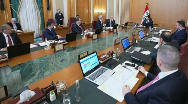 Iraq Freezes New Govt Investment Projects